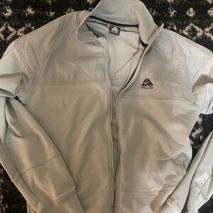 Men’s Nike ACG zip up large